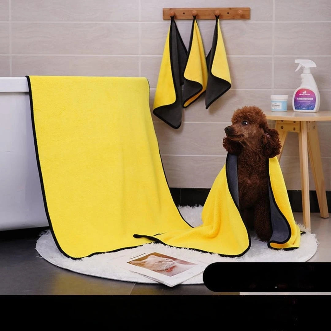 Microfiber Dog Bathing Towel – Absorbent Pet Bathrobe for Drying and Cleaning