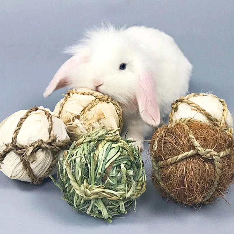 7CM Natural Grass Chewing Ball – Dental Health Toy for Cats, Rabbits & Small Pets