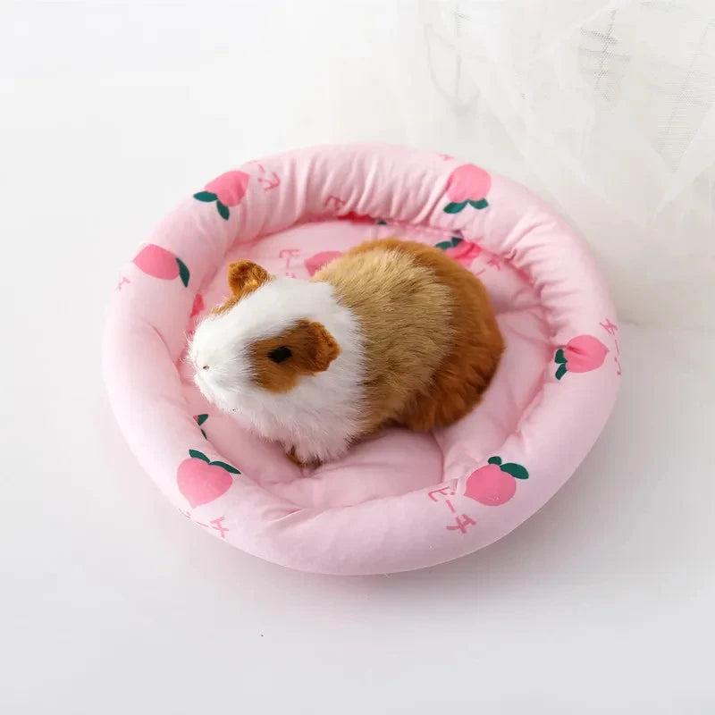 Hamster Nest | Small Pet Mat for Hamsters, Chinchillas, Guinea Pigs & More