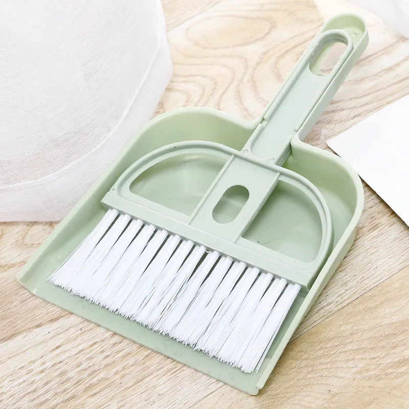 Mini Broom & Dustpan Set for Small Pets – Cleaning Tools for Cat, Rabbit, Hamster, Guinea Pig, and More