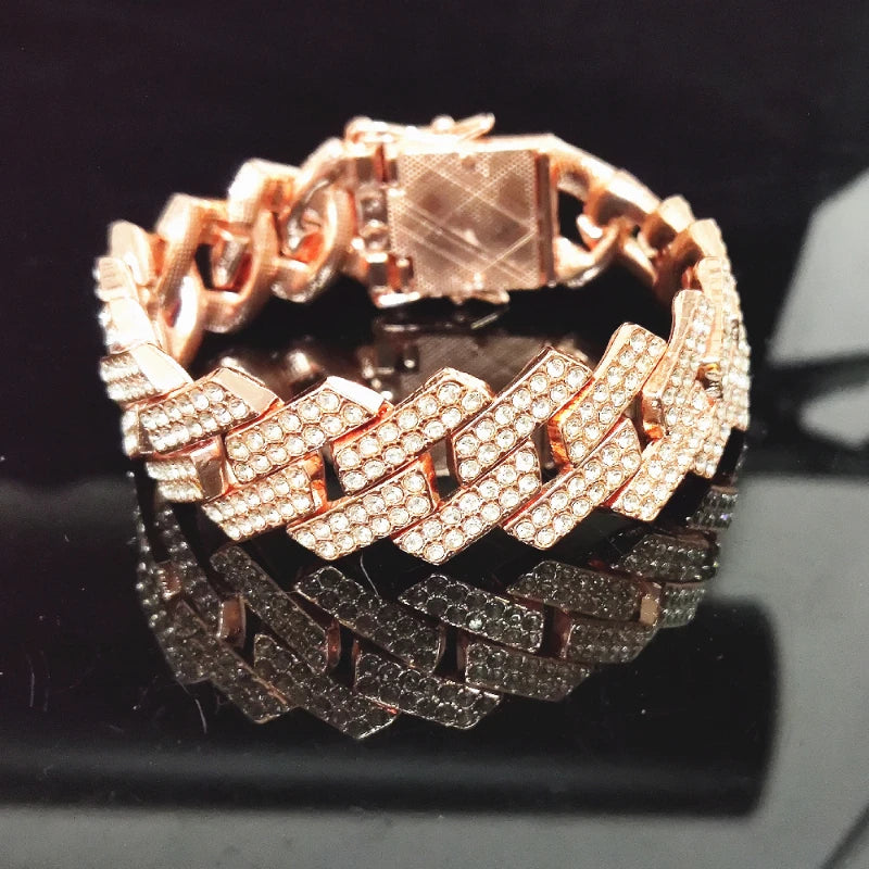Luxury Cuban Chain Dog Collar with Rhinestones – 20mm Metal Bling Collar for Medium & Large Dogs