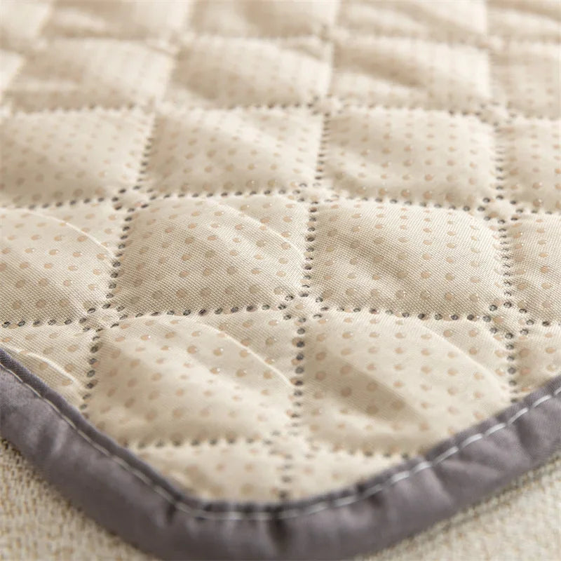 Waterproof Anti-Slip Pet Sofa Mat | Washable Dog & Cat Couch Slipcover | Anti-Dirt Protector for Living Room Furniture & Pet Beds Ditzy Petunia