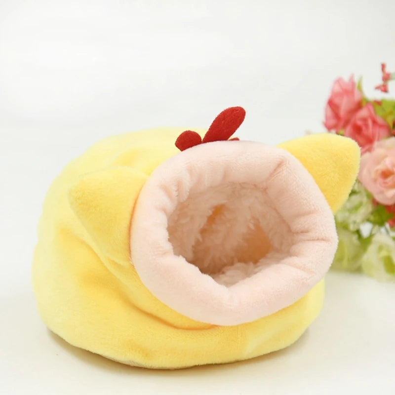 Winter Warm Hamster House & Guinea Pig Bed - Soft Velvet Nest for Small Animals Ditzy Petunia
