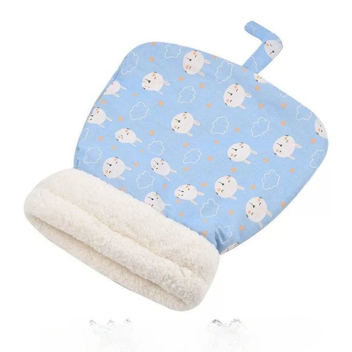 Plush cat sleeping bag, cozy cat bed with lamb wool, sleeping bag-style cat nest, quilted cat nest for large cats, warm cat bed for winter, cartoon-printed cat sleeping bag, moisture-proof cat bed, pink and blue cat bed, washable cat nest, comfortable beds for cats.