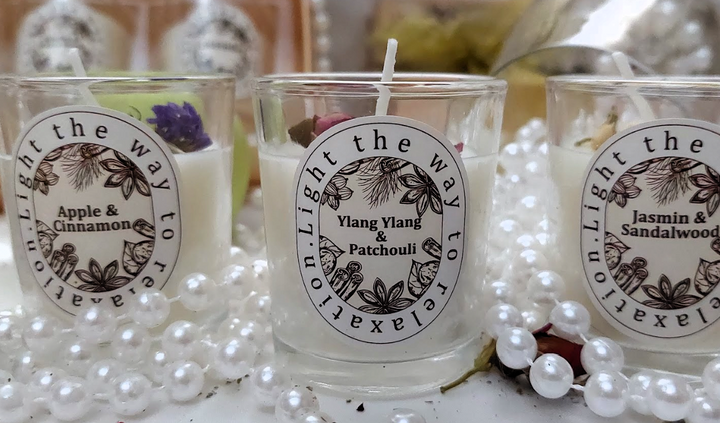 Long-Lasting Natural Soy Wax Candle Set - 3-Pack, 40-50 Hours Burn Time | Stress Relief, Safe for Pets &amp; Babies | Gift Set Classic &amp; Spicy Scent Options Ditzy Petunia