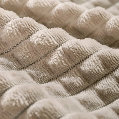 Soft Flannel Pet Bed Blanket — Washable Comfort Mat for Dogs