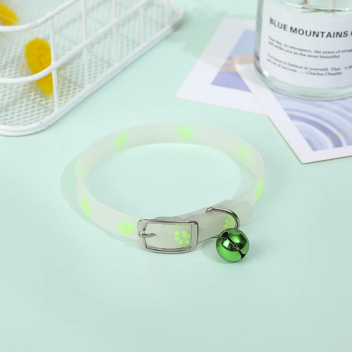 Reflective &amp; Luminous Silicone Cat Collar with Bell – Anti-Loss Fluorescent Cat Accessories - Ditzy Petunia