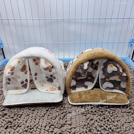 Small Pet Winter House – Warm Fleece Hideaway for Guinea Pigs, Rabbits & Small Animals