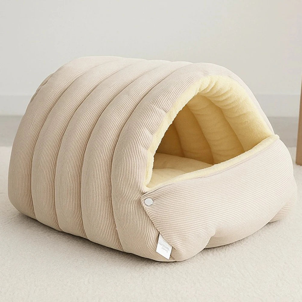 Winter Plush Cat Bed – Cozy Enclosed Cat Cave for Cats & Small Dogs