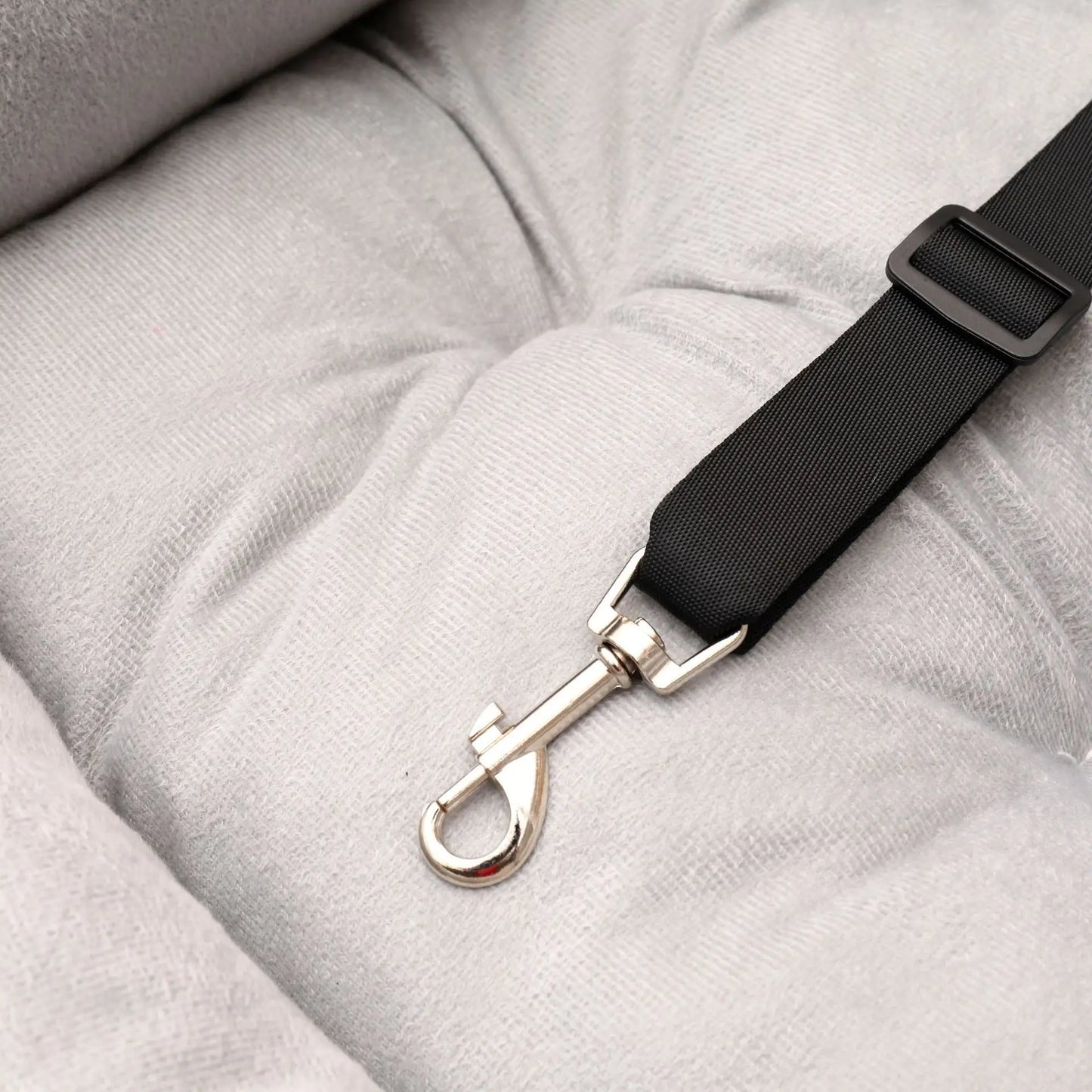 Knitted Anti-Slip Pet Bed Mat for vehicles — Massage Cushion with Cotton Filling for Dogs & Cats