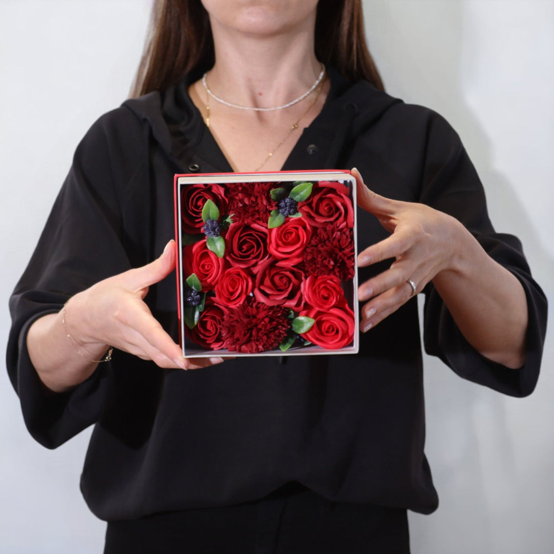Square Box - Classic Red Roses - Ditzy Petunia