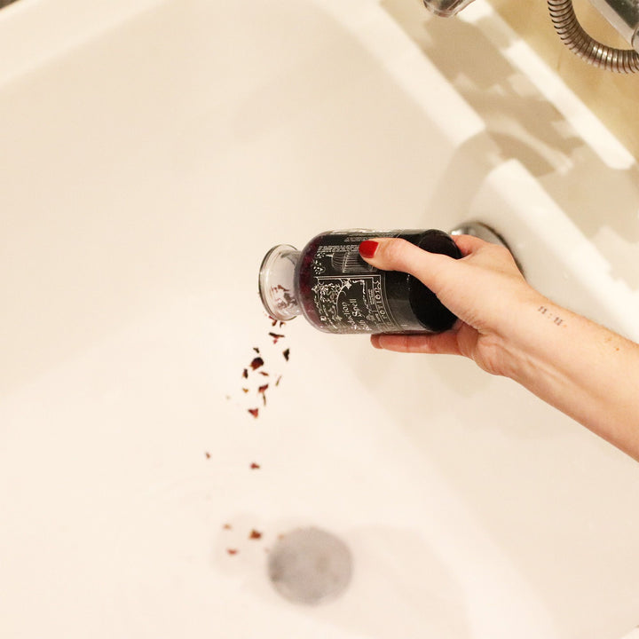 Ancient Witch Bath Spell Potion &amp; Amethyst Crystal Amulet - Seduction - Ditzy Petunia