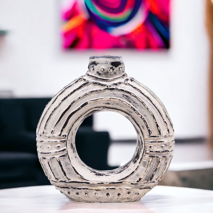 Round Donut Shaped Vase - Cream 18cm - Ditzy Petunia